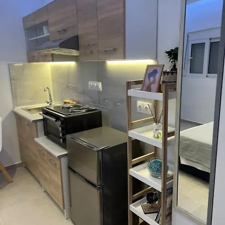 Ikarus Rhodes Center Apartament *