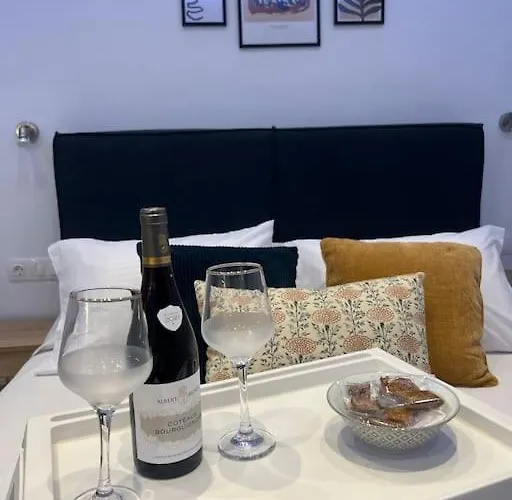 Ikarus Rhodes Center Apartament *